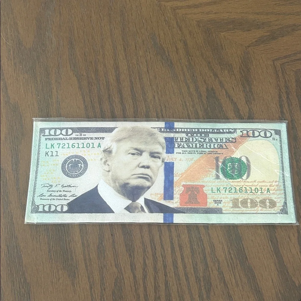 Novelty 100 Dollar Bill wallet with Portrait